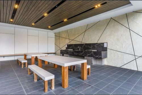 Apartamento Spacious & Open 2 Bd 2bth 2crsp Apt - Dickson Cbd