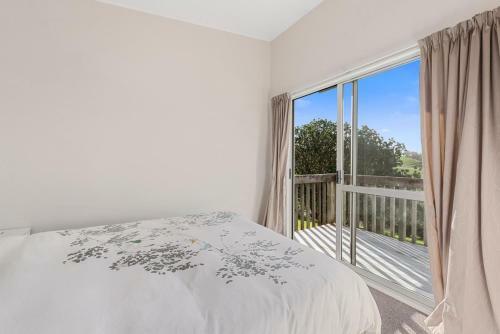 Martin's Bay Magic - Martins Bay Holiday Home