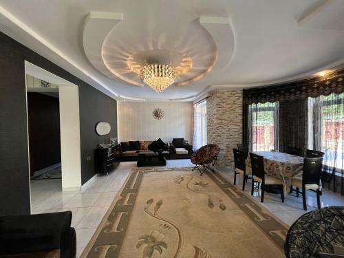 Qafqaz Mountain Riverside Villa
