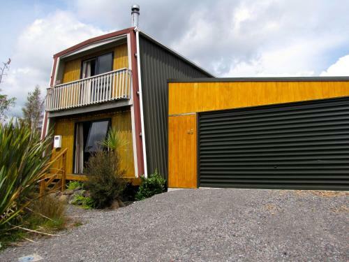 Tongariro Alpine Chalet - National Park Township