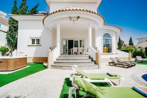 Villa Penny
