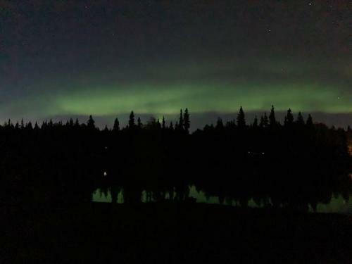 *quiet* Chena *riverfront* Beach House In Town