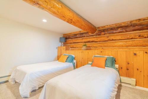 The Chetana Ridge Cabin