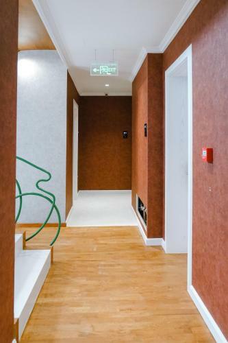 Ledina Hotel