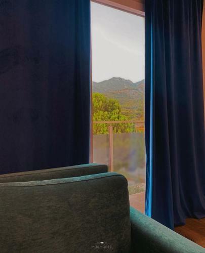 Merly Hotel