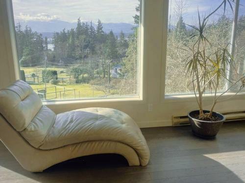 Paradise At Comox Goose Spits Ocean&mountain View
