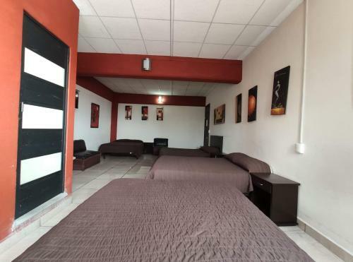 Oyo Hotel Olhe
