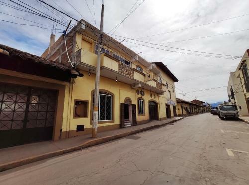 Oyo Hotel Olhe