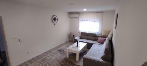 Apartamento Stan Na Dan Tekija
