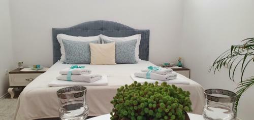 Happy Apartment II