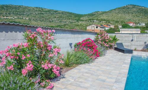 Villa Carpe Diem - With Private Pool