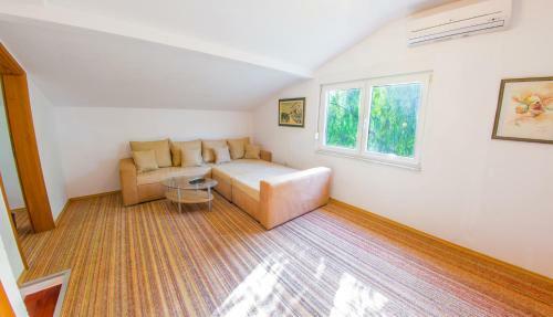 Holiday Home Narona