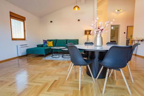 Apartamento Exclusive Penthouse Old Town