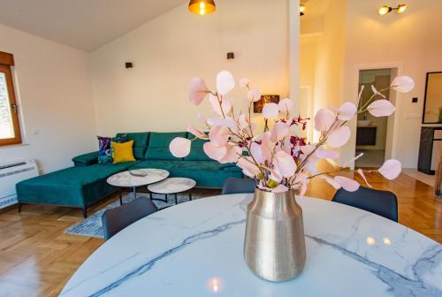 Apartamento Exclusive Penthouse Old Town