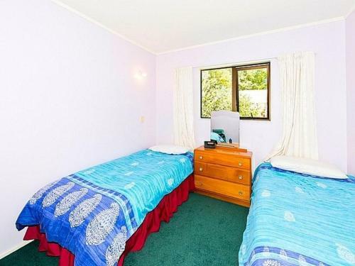 Olive Lane - Waiheke Holiday Home