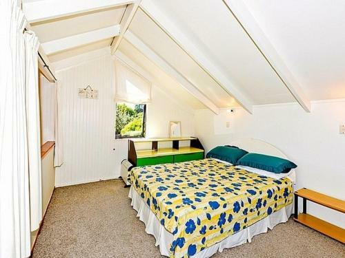 Olive Lane - Waiheke Holiday Home