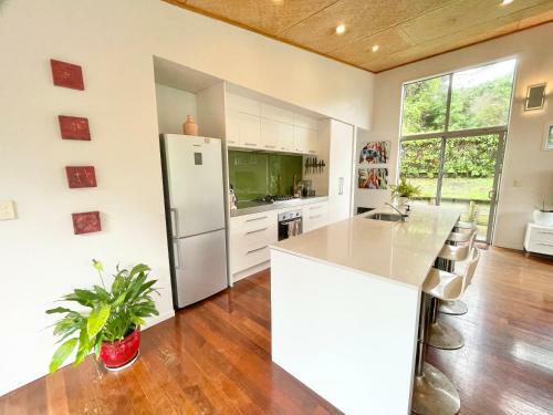 Onetangi Nest - Waiheke Escapes