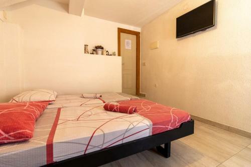Hostal Apartments Bo?ena