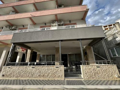 Hostal Villa Petra