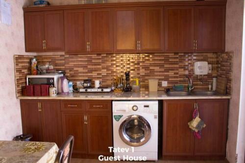 Bed & Breakfast Tatev 1