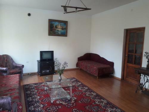 Hostal Aghveran Eco Guest House