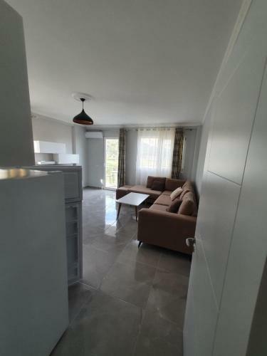 Gimi Apartments Shengjin