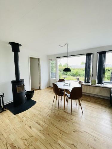 Aday - Quiet And Cozy House