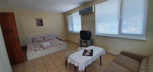Hostal ???? ?? ????? ?????? 1
