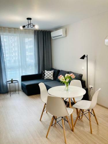 Pearl Apartments