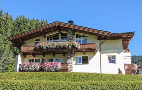 Nice Apartment In Brixen Im Thale With 2 Bedrooms And Wifi