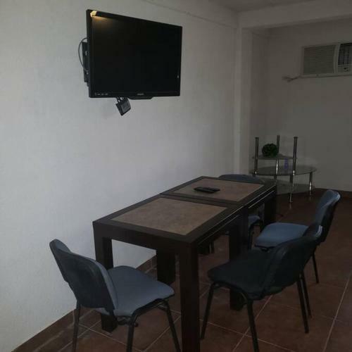 Apartamento Suite Con 2 Recamaras,2mini Splits, Parking Wifi 100 Mb, Cocina