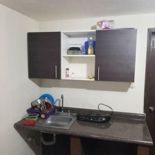 Apartamento Suite Con 2 Recamaras,2mini Splits, Parking Wifi 100 Mb, Cocina