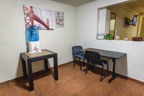 Apartamento Suite Con 2 Recamaras,2mini Splits, Parking Wifi 100 Mb, Cocina