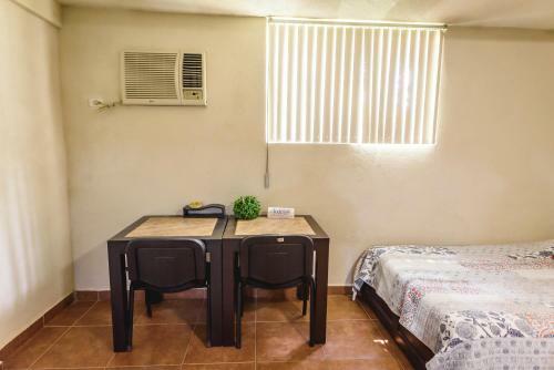 Apartamento Suite Con 2 Recamaras,2mini Splits, Parking Wifi 100 Mb, Cocina