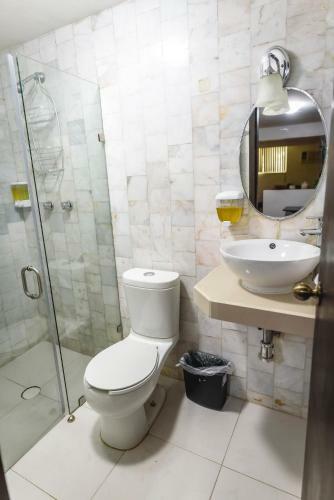 Apartamento Suite Con 2 Recamaras,2mini Splits, Parking Wifi 100 Mb, Cocina