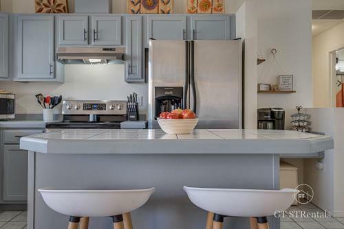 Freshwater Fun - Pet & Family Friendly With Great Location!