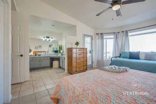Freshwater Fun - Pet & Family Friendly With Great Location!