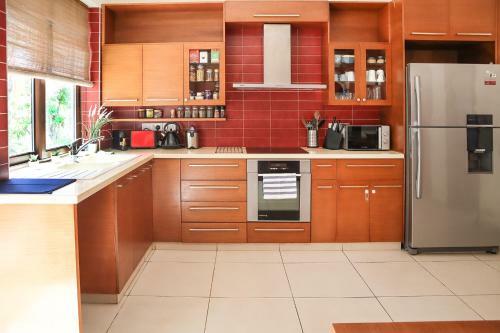 Est�a ? Coral Tree Villa In Kissonerga
