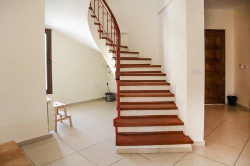 Est�a ? Coral Tree Villa In Kissonerga