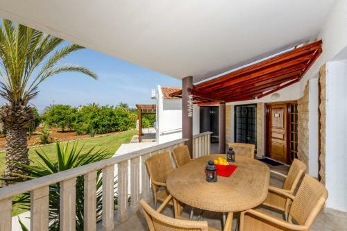 Villa Theo Sapphire By Villa Plus