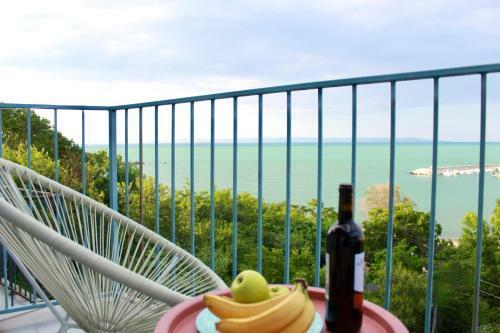 Hostal Sunset Art Beach Front