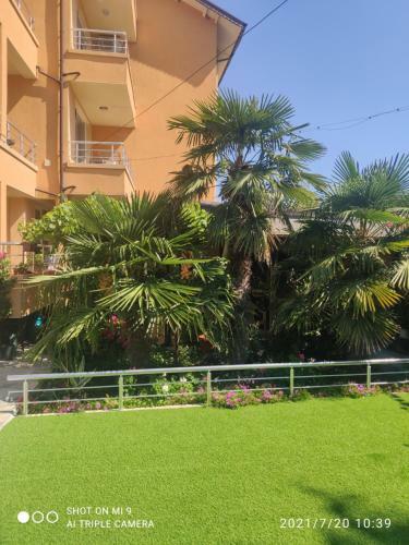 Hostal Levterovi Guest Rooms