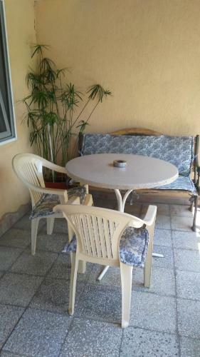 Hostal Levterovi Guest Rooms