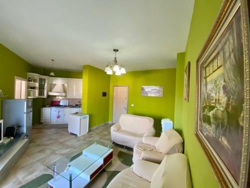 Spacious And Cozy Apartment In Velipoja