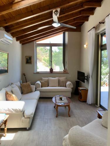 Kato Drys Bungalow House
