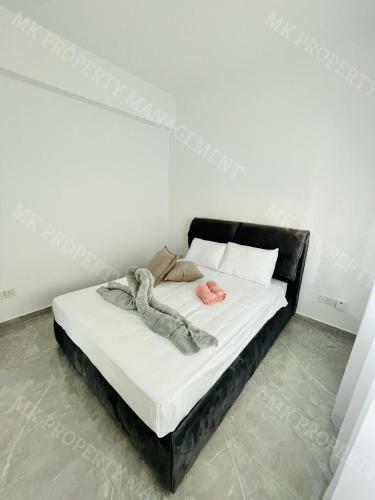 Shlomi Apartment