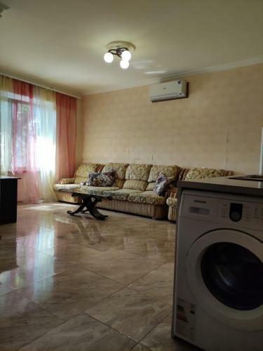 Apartment In Zakyan Street