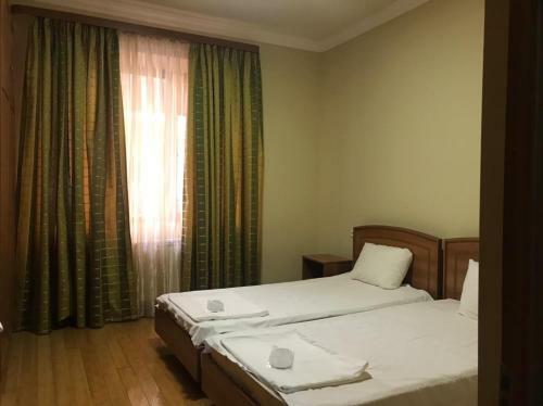 Etna Art Apartments