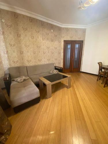 Etna Art Apartments