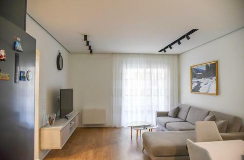 Modern Beach Apartment